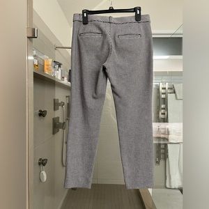 Ladies size 6 houndstooth pants. 6 inch opening .